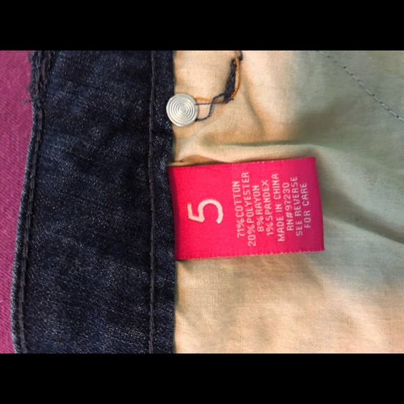 Distressed jeans - Picture 6 of 6